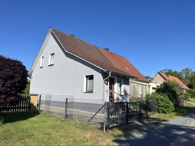 Gepflegte Doppelhaushälfte mit Garage in Uckerfelde