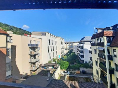 3 Zimmer und 2 Balkone, gepflegter Altbau in S-Wangen (verkehrsberuhigt) - auch für 2er-WG geeignet