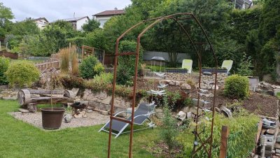 Einfamilienhaus mit Ausbaupotential und großem Garten