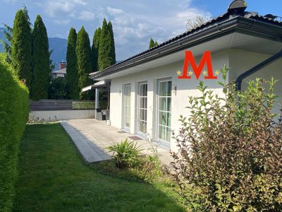 Exklusiver Bungalow in Ruhelage mit Carport