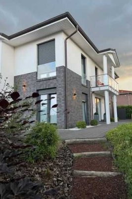 Stadtvilla Verden – Auf 104 m² exklusive 3-Zimmer-Erdgeschosswohnung mit 2 Terrassen (frei ab 01.12.