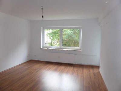 3-Zimmer-Wohnung in Herne Horsthausen mit Balkon, Boden und Tapeten