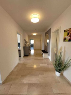 Zweifamilienhaus mit Panoramablick – Ruhige Feldrandlage in Top-Wohngegend von Flein