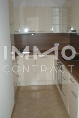 ** Ruhige 2-Zimmer Wohnung am Hauptplatz 15-16 , Top 18 **