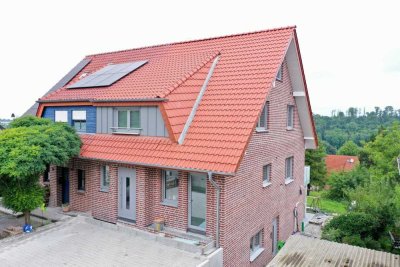 Schöner Wohnen Eigentumswohnung in Hanglage