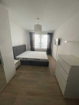Toplage Mannheim Quadrate | 2,5-Zimmer Wohnung | Vollmöbliert mit TG-Stellplatz