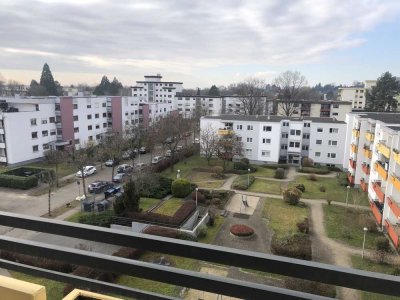 Stilvolle 2-Zimmer-Wohnung mit Balkon in Denzlingen
