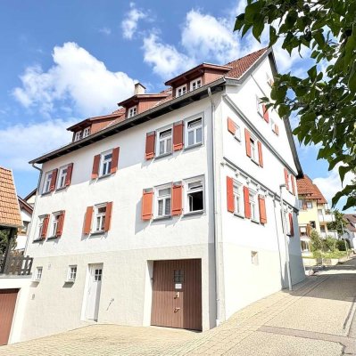 Renningen: Grosse und exklusive  Maisonette-Loftwohnung im Fachwerkhaus - mit EBK & Tageslichtbad