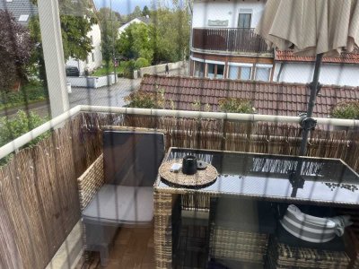 Gepflegte 4-Zimmer-Wohnung mit Balkon in Eching