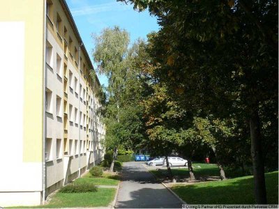 Neu sanierte 3-Raum-Wohnung mit Balkon und sehr guter Raumaufteilung !