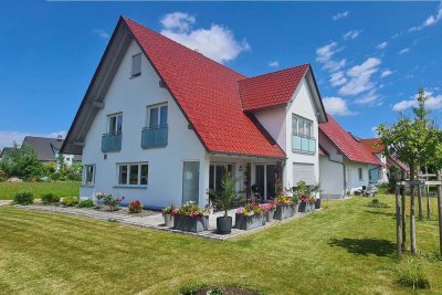 Tolles Einfamilienhaus in Ortsrandlage - mit Garten, Garage und viel Platz
