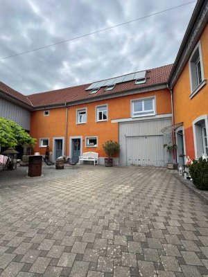 Schönes 5-Zimmer-Farmhaus mit gehobener Innenausstattung und EBK in Rothselberg