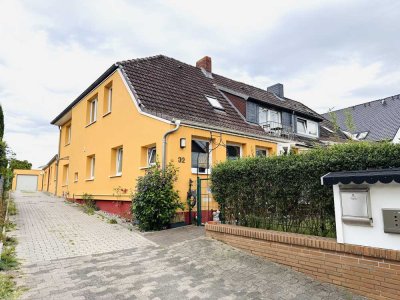 Kapitalanlage: 2 voll vermietete Wohnhäuser mit 8 Wohnungen und Nebengelass, Bad Malente