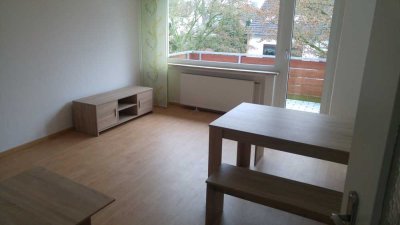 Teilmöblierte 1-Zimmerwohnung mit Balkon und Einbauküche