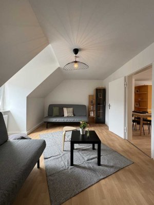 Möblierte, helle Dachgeschoss-Wohnung im Zentrum Hagens - WG geeignet