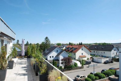 Sofort beziehbar: Dachterrassen Traum mit Weitblick in ruhiger Lage