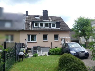 Zweifamilienhaus in Henrichenburg - Sackgasse - Garagen - Garten - ruhige Lage