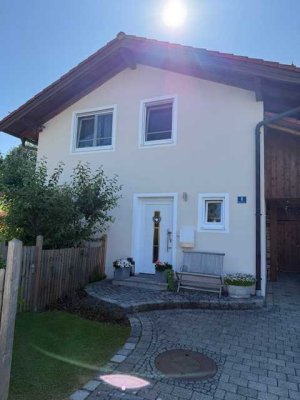 Schönes 5-Zimmer-Einfamilienhaus mit gehobener Innenausstattung in Raubling