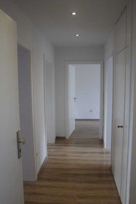 3 Zimmer, 67qm, renoviert