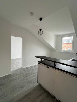 NEU *Paul & Partner* RENOVIERTE WOHNUNG IN ZENTRALER LAGE WIESBADENS !