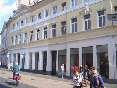 Fußgängerzone Dachgeschoss-Wohnung über 2 Ebenen