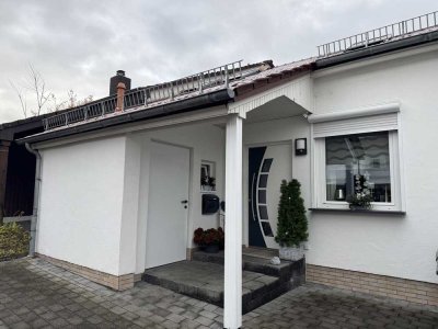 Kleines Juwel im Herzen von Neuwied: Komplett renoviertes Reihenhaus im Raiffeisenring !