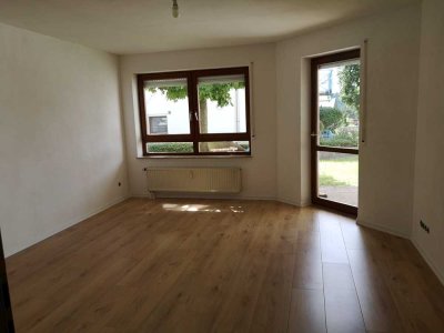 Modernisierte 2-Zimmer Wohnung mit zwei Terrassen in Renningen-Malmsheim