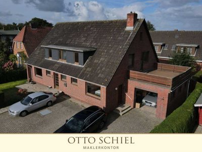 Attraktive Kapitalanlage – Einfamilienhaus mit zwei Einliegerwohnungen und Garage