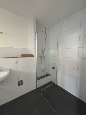 zentral in Siegen-Weidenau: 2 Zimmer-Wohnung mit Balkon und Aufzug - ideal für Senioren