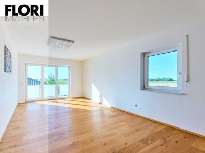 Neuwertige 2-Zimmer-Wohnung mit Westbalkon und freiem Blick ins Grüne