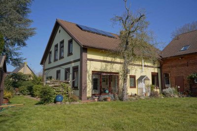 Volksbank Immobilien: 
Energetisch modernisiertes 3-Familienhaus!