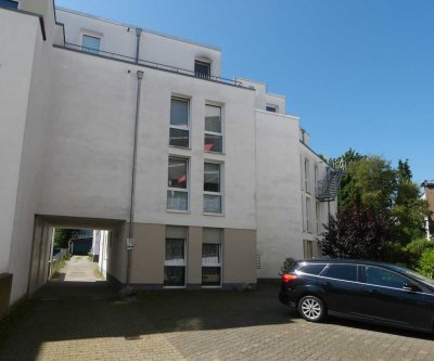 Geräumige 3-Zimmer-Erdgeschosswohnung mit überdachter Terrasse in Aachen-West!