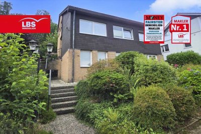 Zweifamilienhaus mit großem Grundstück in Velbert-Langenberg