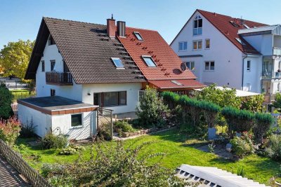 Hagenbach: Doppelhaushälfte mit Terrasse, Garten und Garage