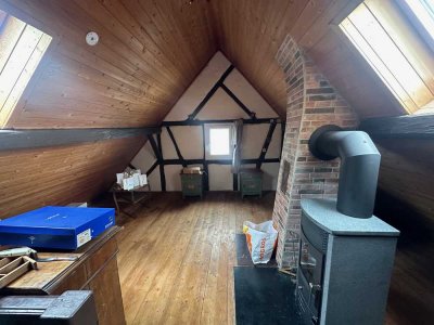 Ein Haus für den Preis für eine Wohnung! Reiheneckhaus auf 4 Stockwerke verteilt. Sofort frei!