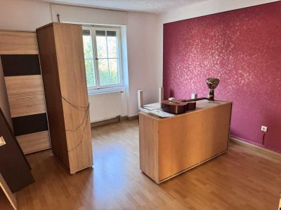 3-Zimmer-Altbau-Wohnung (ca. 78 m²) mit Gartenanteil in ruhiger, zentraler Stadtlage von Bühl!