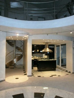 Düsseldorf-Altstadt/Rheinblick: Exklusive Penthouse-Maisonette-Wohnung mit 2 Dachterrassen!