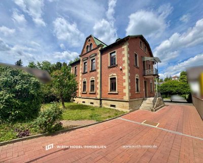 Stilvolles Villenanwesen mit zahlreichen Stellplätzen in zentraler Lage Schweinfurts