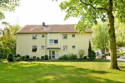 Demnächst, Bezugsfertig mit modernem Wannenbad und Balkon