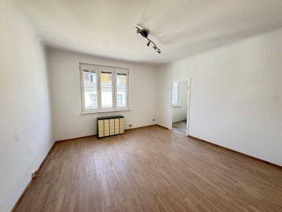 *Sanierungsbedürftiger Pärchenhit in absoluter Ruhelage bei Hernals* Ab sofort verfügbar!*