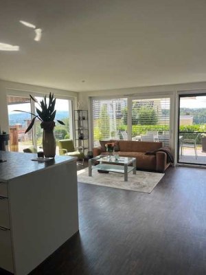 Komfortable 4-Zimmer-Wohnung in Nürtingen-Hardt