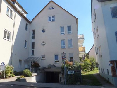 Attraktive Einzimmerwohnung in Obertürkheim