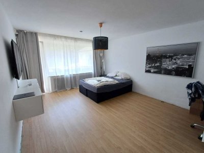 Klein aber fein, die eigenen 4 Wände mit Balkon!