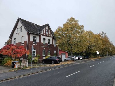 Geräumiges,16-Raum-Mehrfamilienhaus in Laatzen mit großem Grundstück(inkl. Anbau uvm)/BAUGENEHMIGUNG