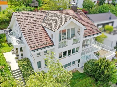 Imposantes Einfamilienhaus mit Traumaussicht