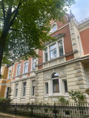 Renovierte 4-Zimmer Wohnung mit Balkon in Schönebeck (Elbe)