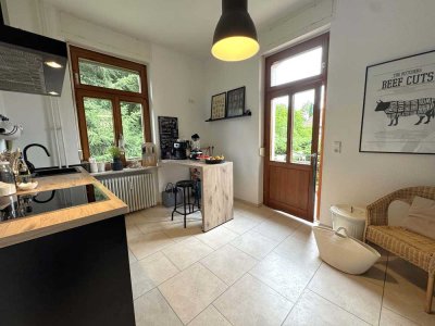 Sonnige Jugendstilwohnung für Paare mit Balkon in begehrter Wohnlage von Gengenbach