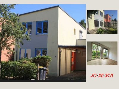 Modernes Reihenhaus mit Garten, Balkon & Carport – ruhig gelegen in Hennigsdorf