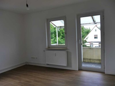 ﻿Schöne 3-Zimmer-Wohnung mit Tageslichtbad und Balkon in Hanau-Großauheim zu vermieten