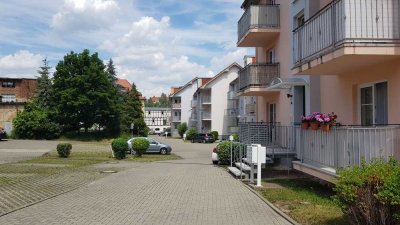 Attraktive und neuwertige 2-Raum-Wohnung mit Balkon in Weida